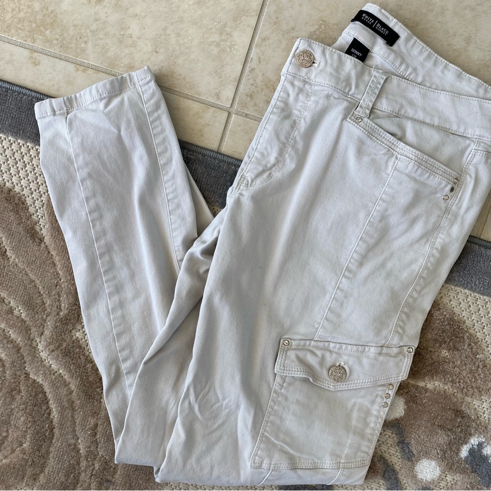 White House Black Market skinny khaki